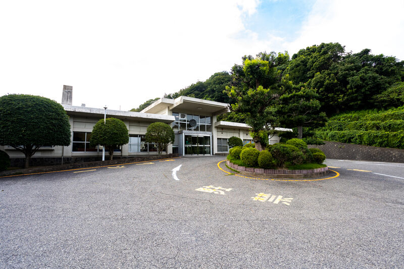 御屋敷山斎場 入口