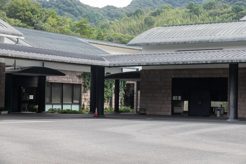萩やすらぎ苑斎場 入口 (1)
