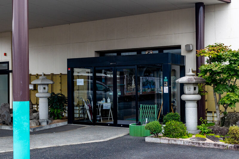 家族葬のおおすみ会館 下松 入口 (2)