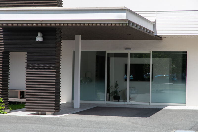 家族葬の飛鳥会館 彦島店 入口