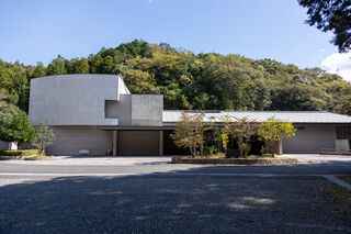 美祢市斎場「ゆうすげ苑」