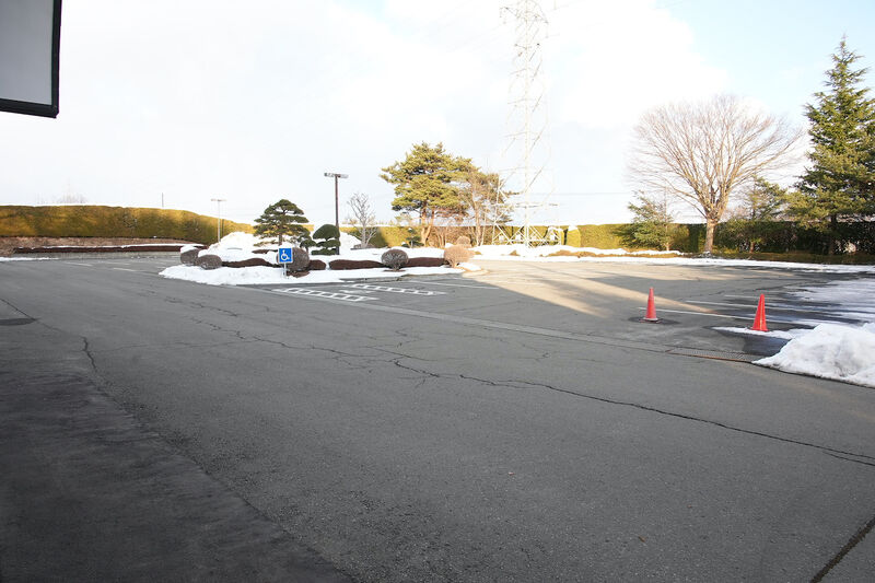 石鳥谷斎場 駐車場2