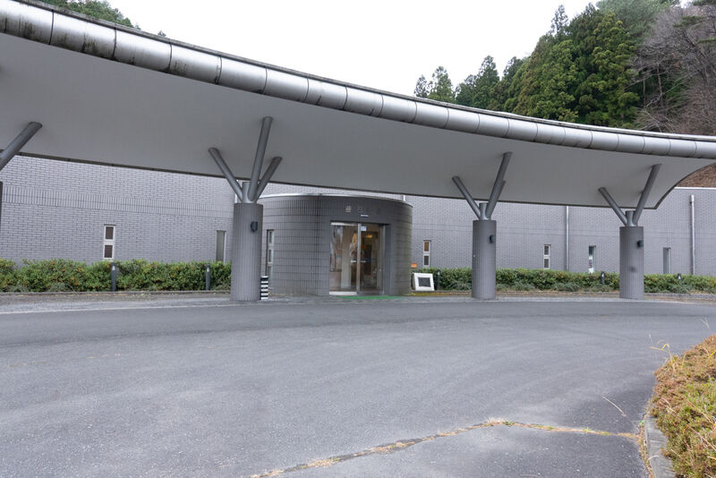 釜石斎場 玄関1