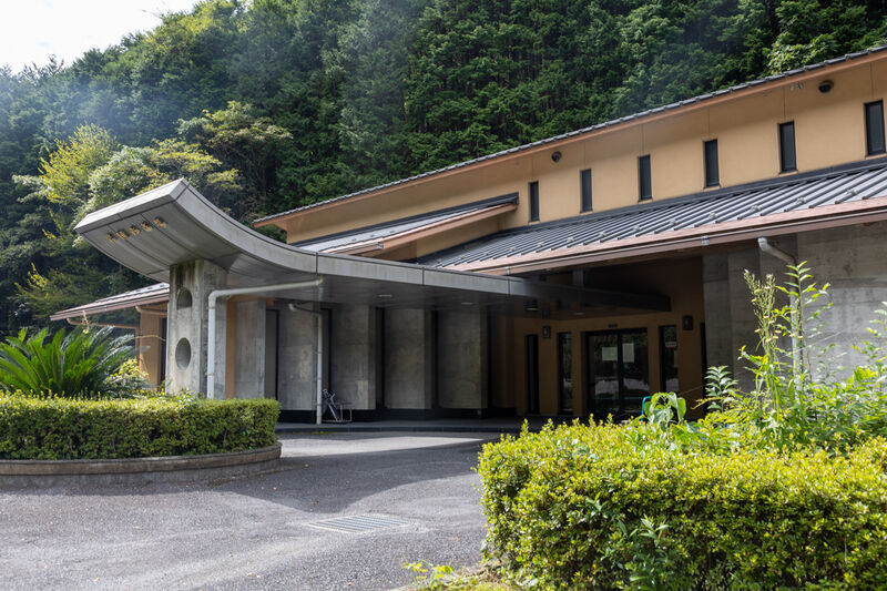 岩国市錦斎場 入口