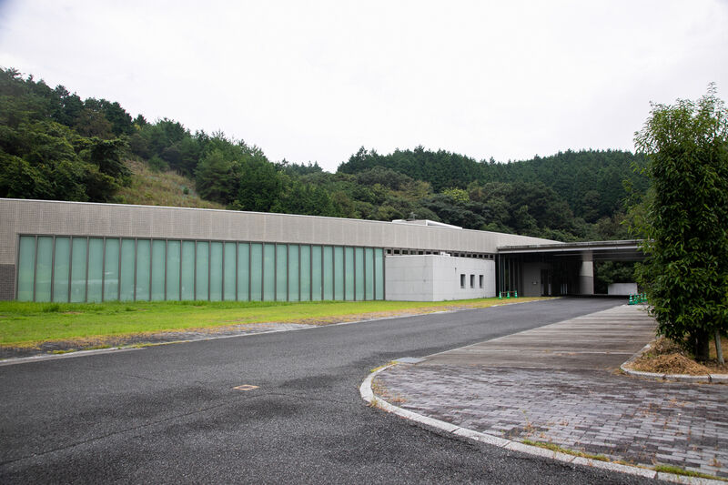 田布施・平生合同斎苑 外観 (1)