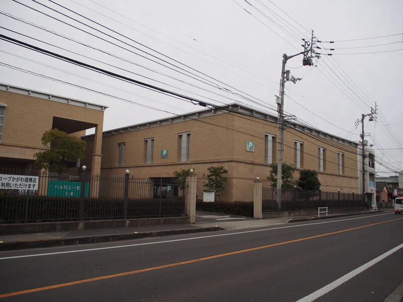 ベルモニー会館 三条 駐車場１
