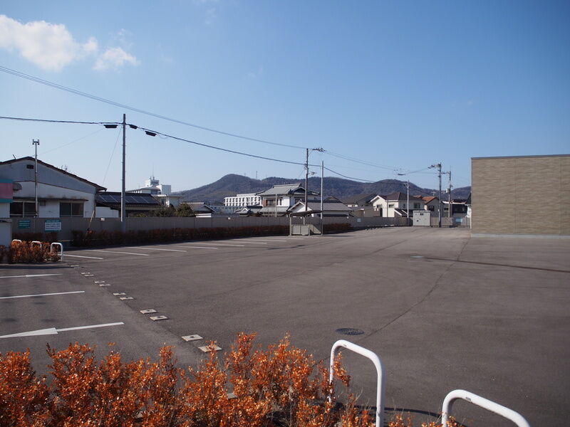 ベルモニー会館 綾川 駐車場１