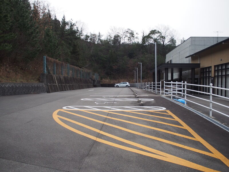東かがわ市大内斎苑 駐車場２