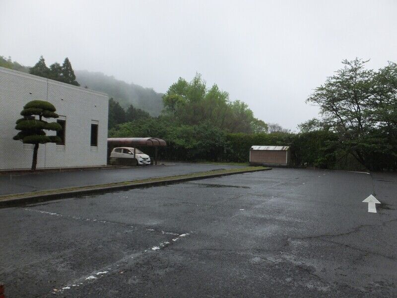 阿南市葬斎場 駐車場1