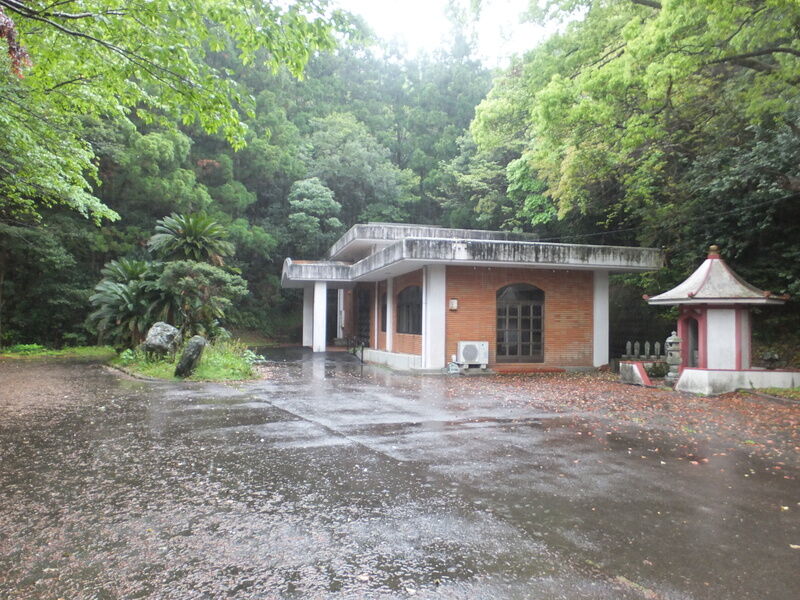 美波町由岐斎場 外観1