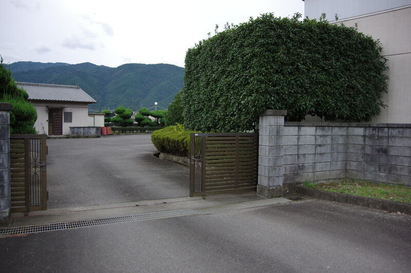 三好東部火葬場 入口