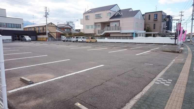 愛結会館 川東館 駐車場1