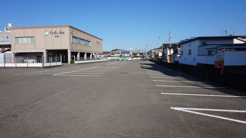 ベルモニー会館 吉藤 駐車場