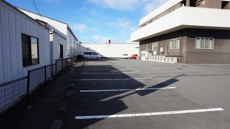 ベルモニー会館 三津 駐車場