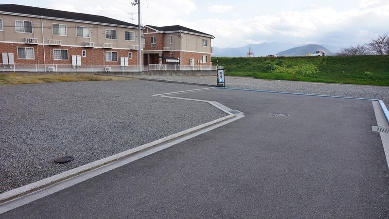 鶴岡葬儀場 駐車場
