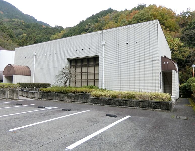 伊予地区広域斎場「聖浄苑」 外観3