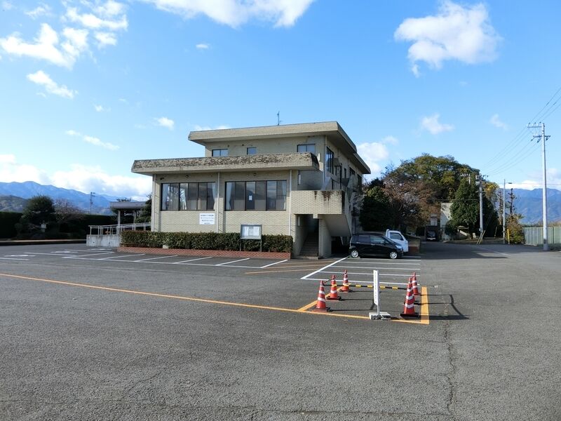 西条市やすらぎ苑 外観2