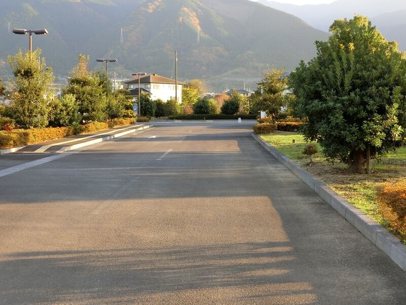 土居斎苑 駐車場