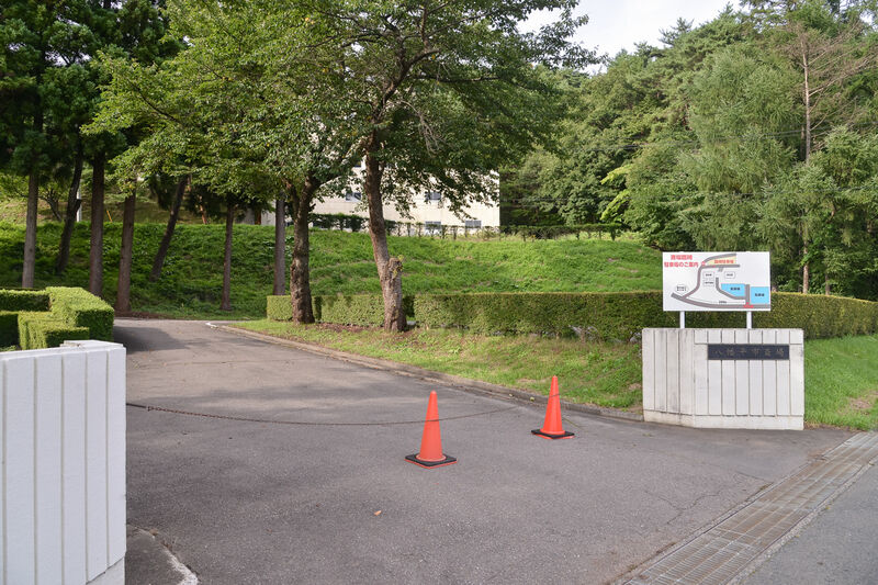 八幡平市斎場 入り口