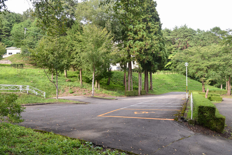 八幡平市斎場 駐車場