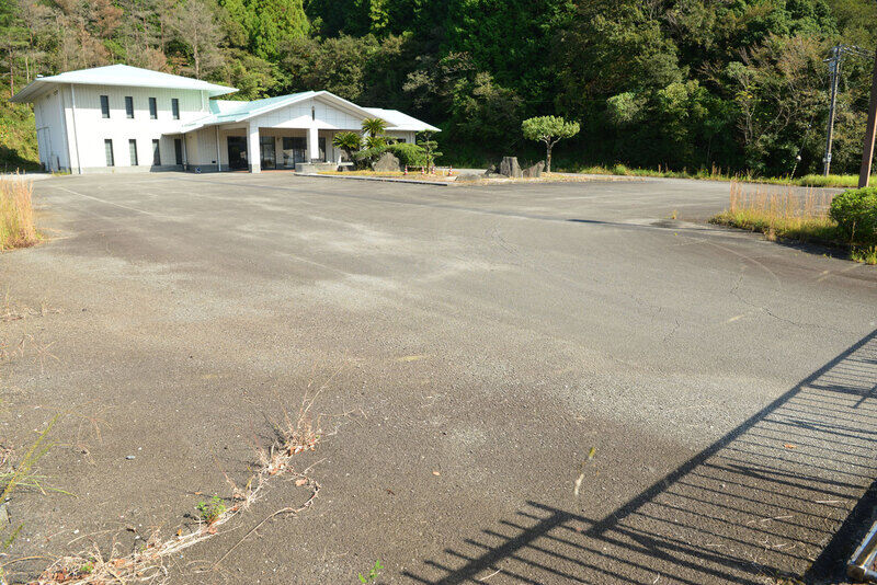 宿毛市斎場 駐車場