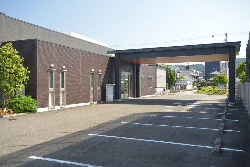 ベルモニー会館 潮江 入口2