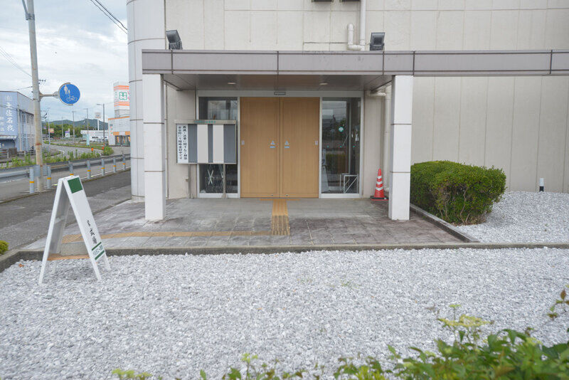 ベルモニー会館 野市 入口