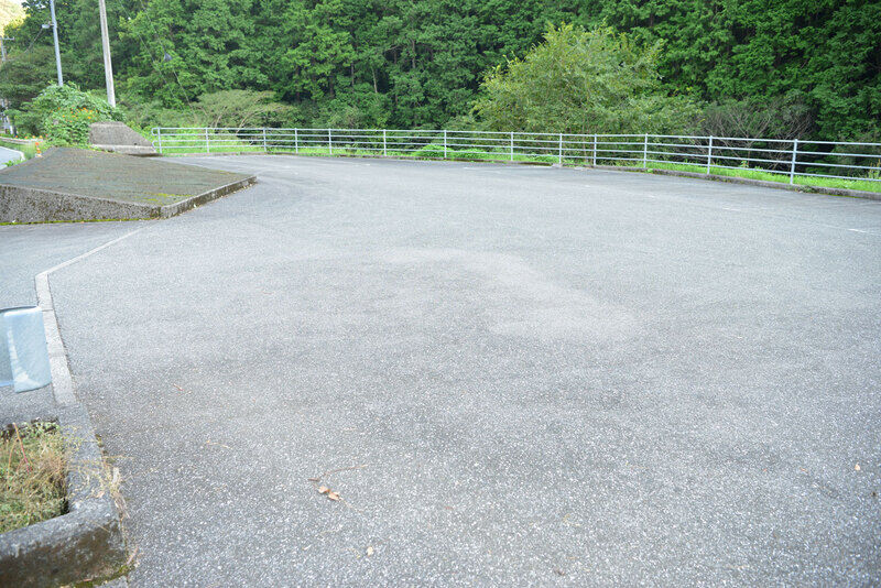 高吾苑 駐車場2