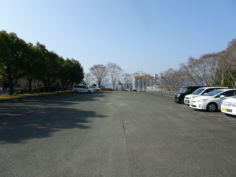 田川地区斎場 駐車場１