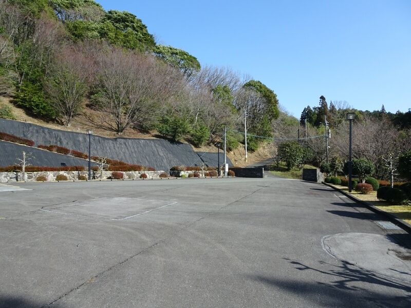 八女市上陽斎場 駐車場１
