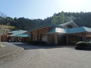 みやこ町葬斎場（やすらぎ苑）