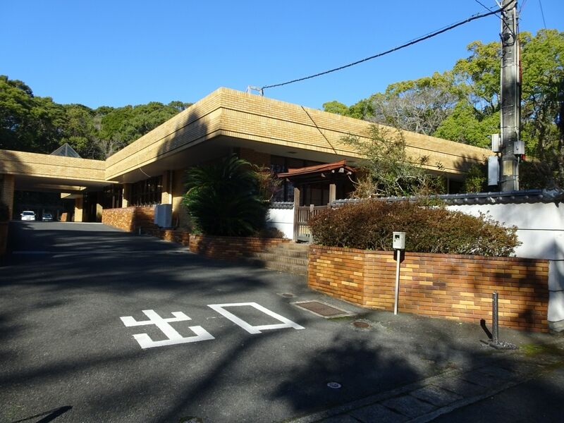 大牟田市葬斎場 外観３