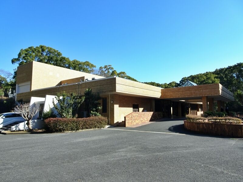 大牟田市葬斎場 外観２