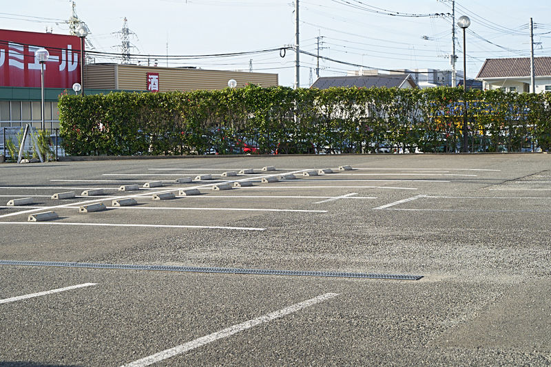 メモリードホール今宿 駐車場1