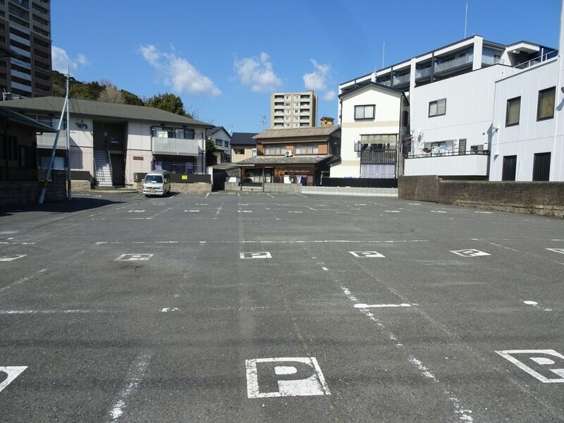 明善社 白山斎場 駐車場１