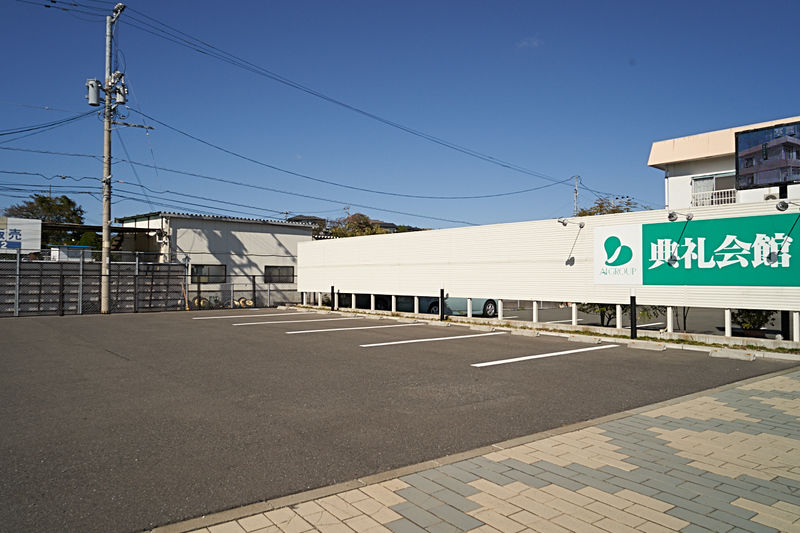 東郷ファミリアホール 駐車場1