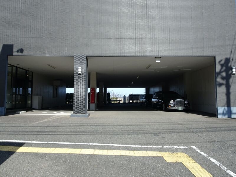門司斎場 駐車場１