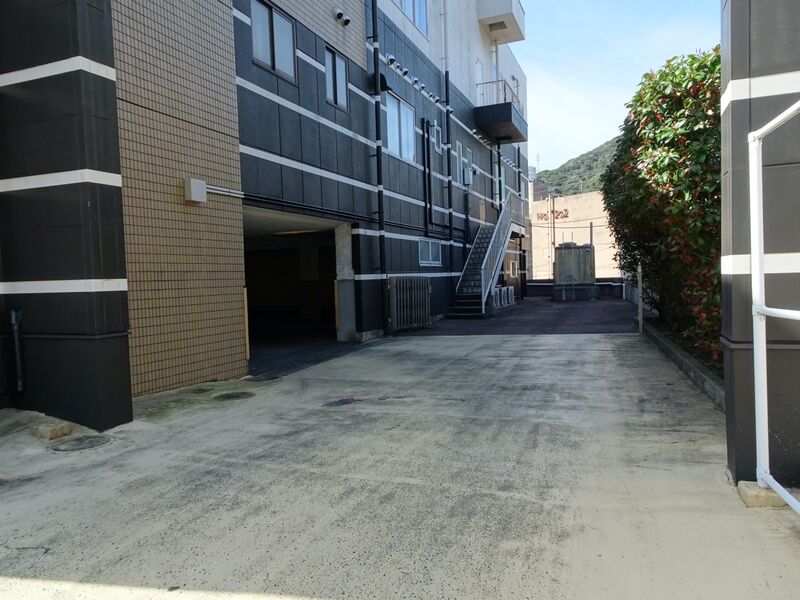門司港典礼会館 駐車場１