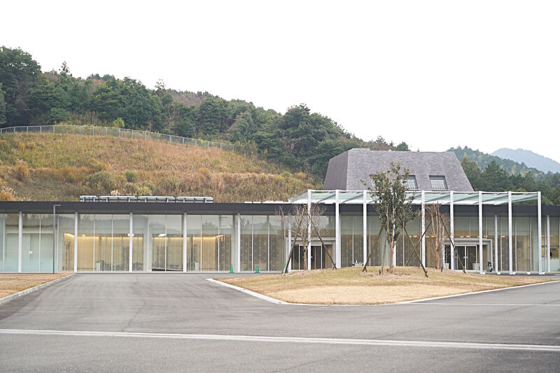 宮若市火葬場　桜華苑 外観2
