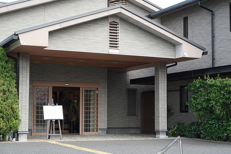 次郎丸斎場 外観2
