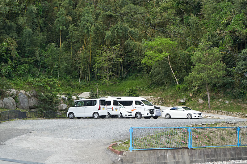 羅漢ファミリーホール 駐車場1