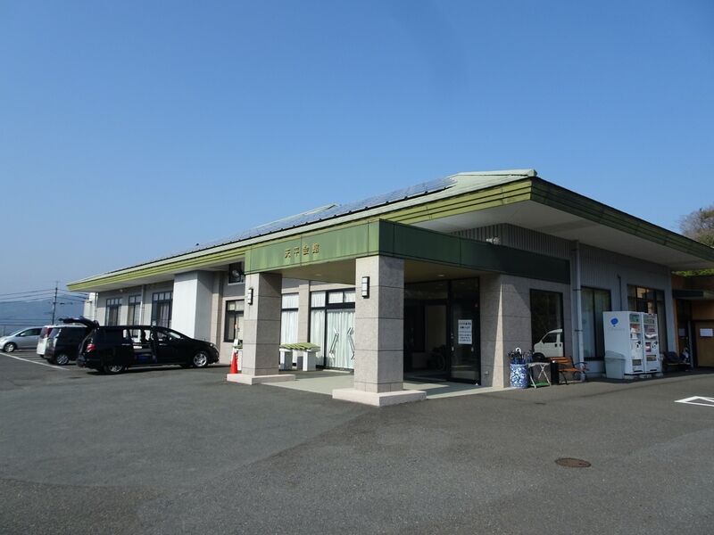 天平会館 外観３