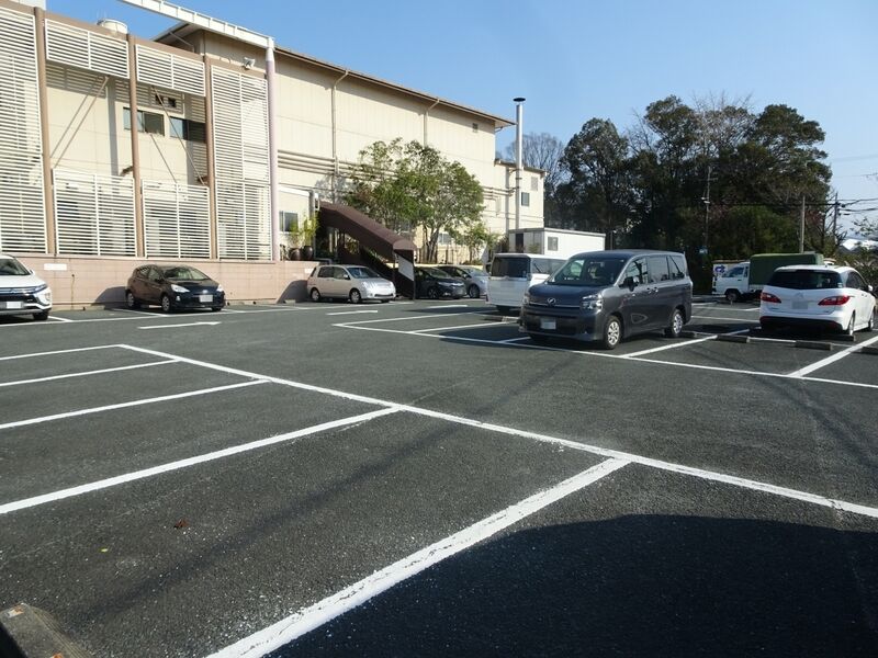青山斎場 本館 駐車場１