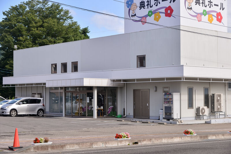 典礼ホール 入り口