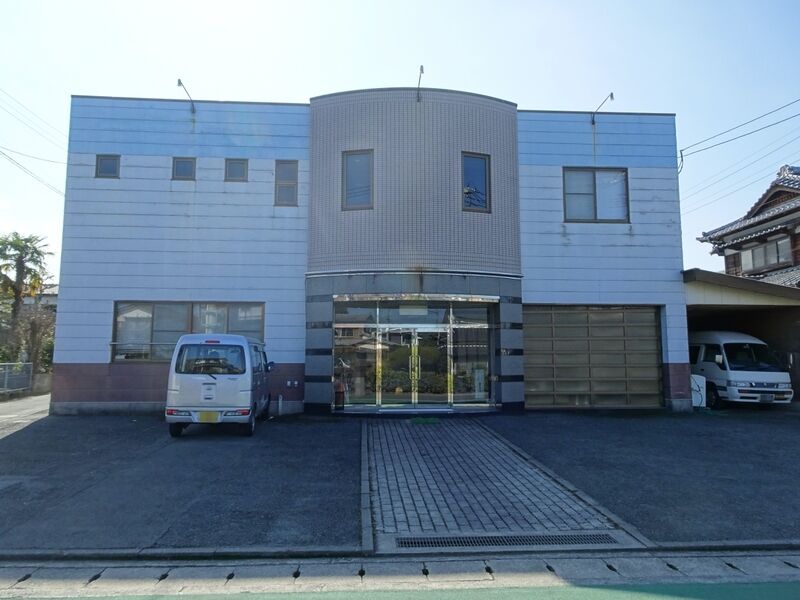 内田葬儀社銀水斎場 外観２