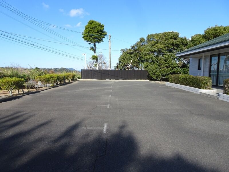 呼子町霊葬場 駐車場１