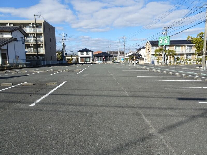 南佐賀草苑 駐車場１
