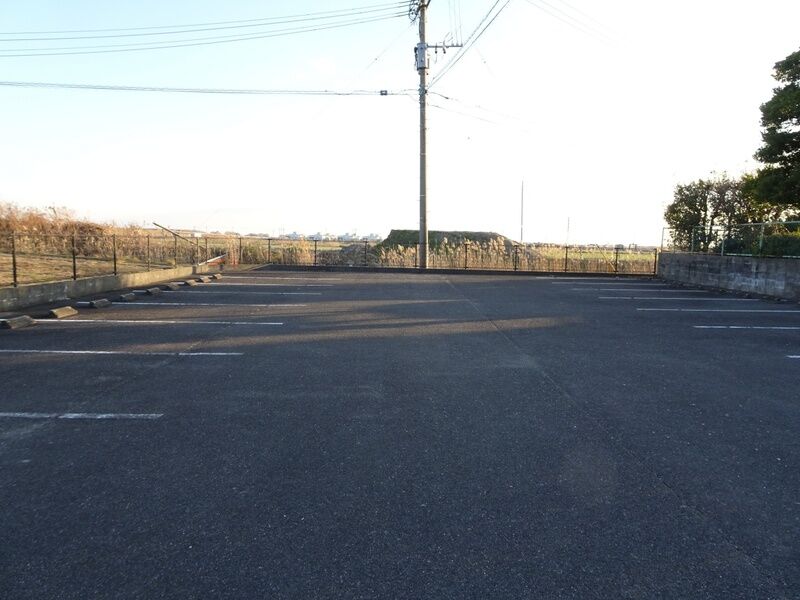 川副葬祭公園 駐車場１