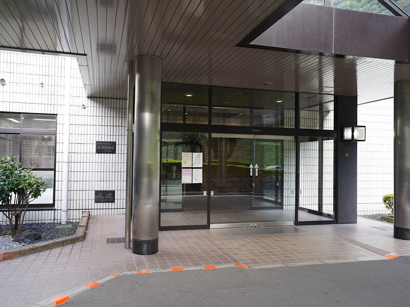大村市斎場 外観3