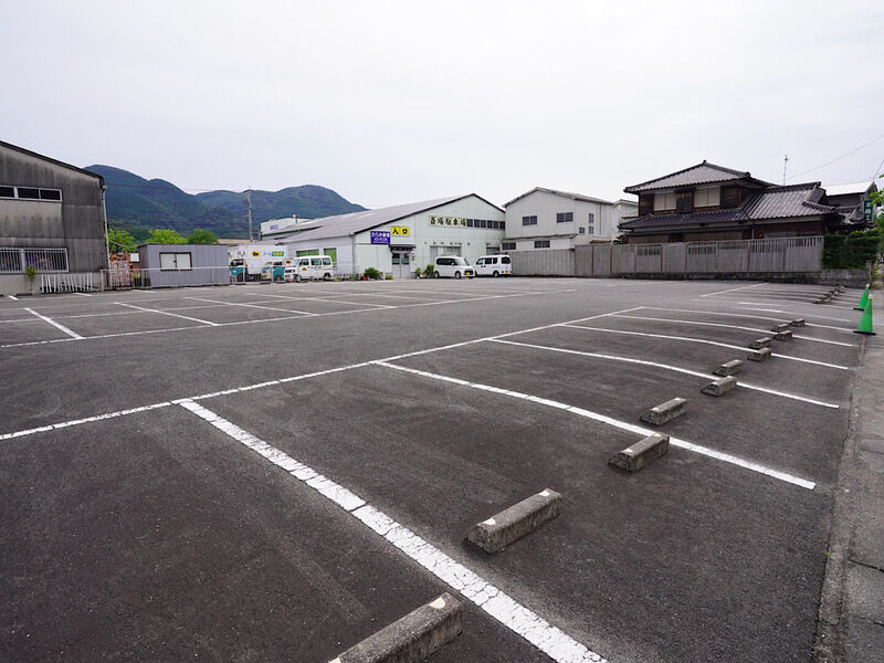 たらみ斎場 駐車場1